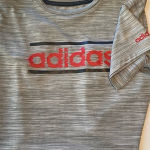 Big Boys Adidas size M Athletic  Tee